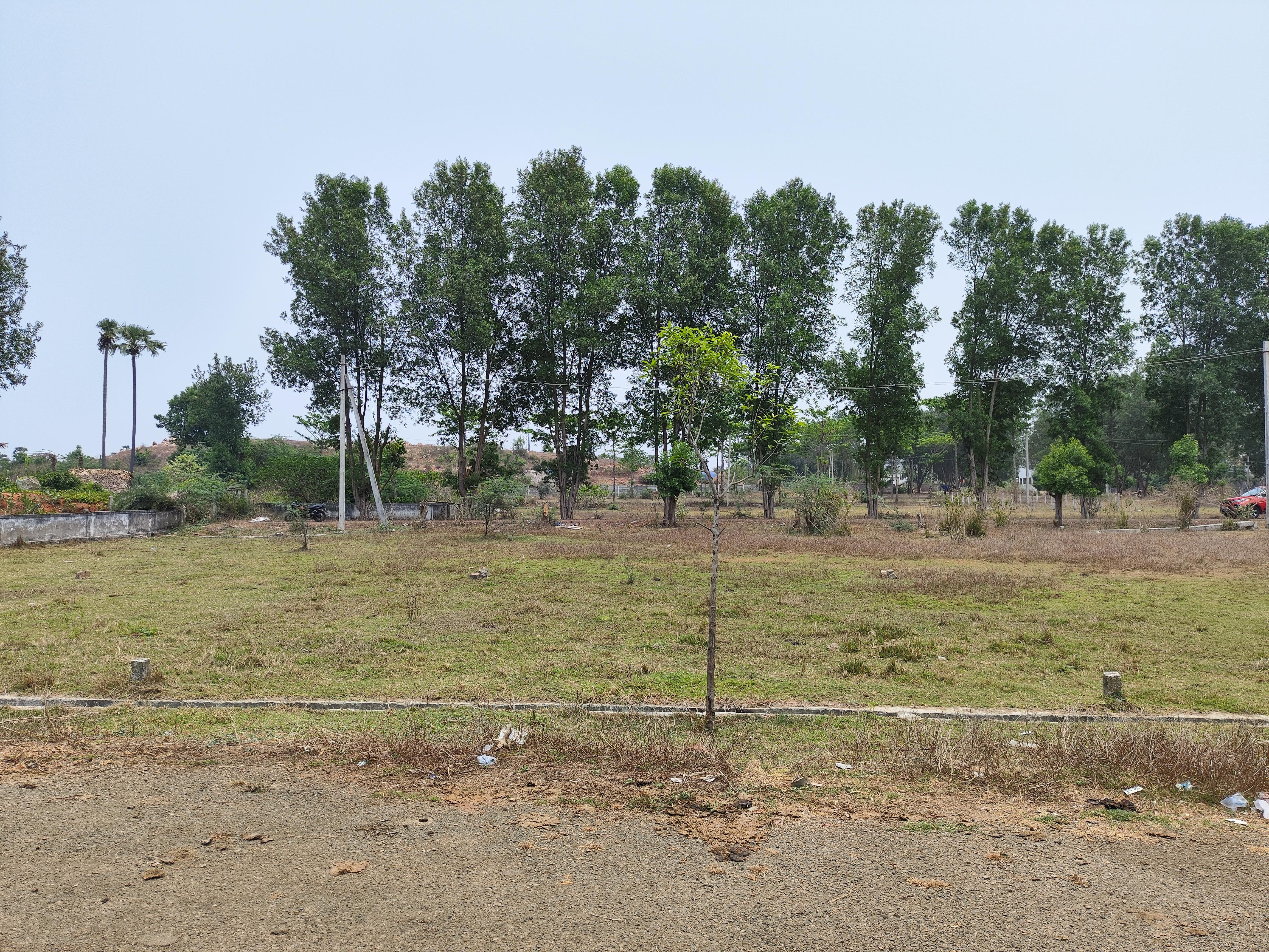 Prime VUDA-Approved Residential Plot for Sale in Anandapuram