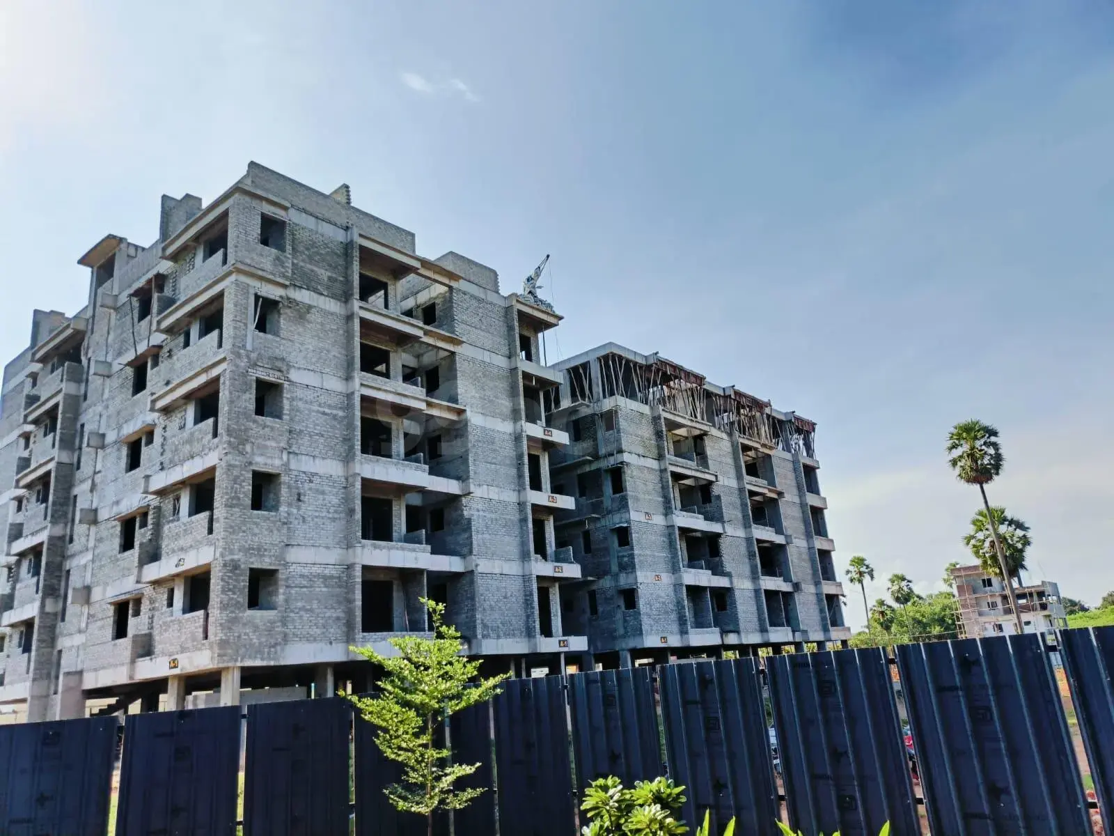 GATED COMMUNITY  FLATS FOR FOR SALE IN VIZAG