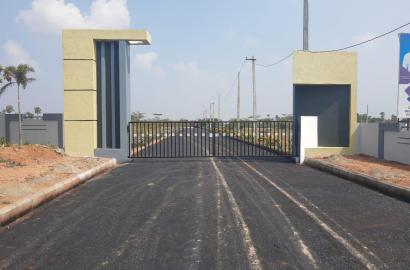 RAJAPULOVA PLOTS FOR SALE, HIGHWAY FACING PLOTS AT RAJAPULOVA, VUDA-approved plots in Rajapulova