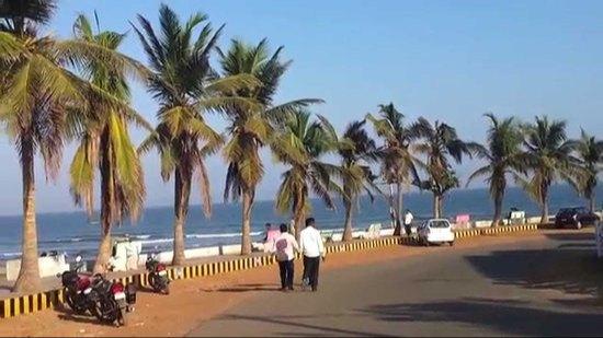 Vizag Beach Road Facing Plots For Sale, Beach view plots for sale in Visakhapatnam Beach view plots for sale in Vizag