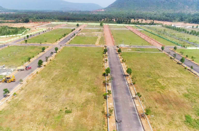 VMRDA Approved Residential Plots Near Tarluvada IT Hub Anandapuram ,Plots near Tarluvada IT Hub