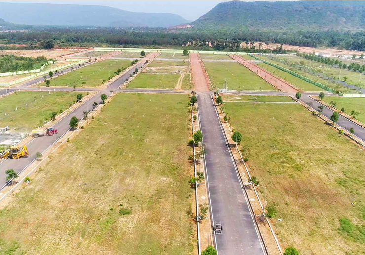 VMRDA Approved Residential Plots Near Tarluvada IT Hub Anandapuram ,Plots near Tarluvada IT Hub