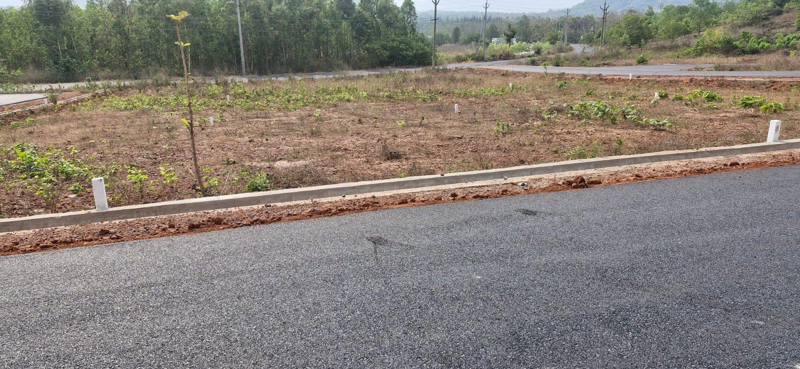 PLOTS IN GADIGUNDAM, VMRDA PLOTS IN GADIGUNDAM, OPEN PLOTS FOR SALE IN GADIGUNDAM