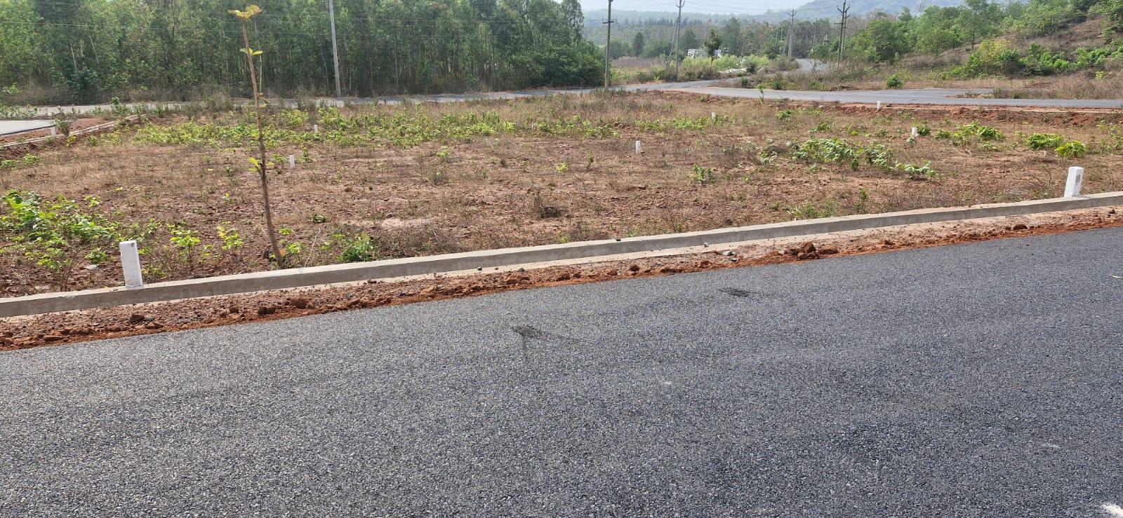 PLOTS IN GADIGUNDAM, VMRDA PLOTS IN GADIGUNDAM, OPEN PLOTS FOR SALE IN GADIGUNDAM